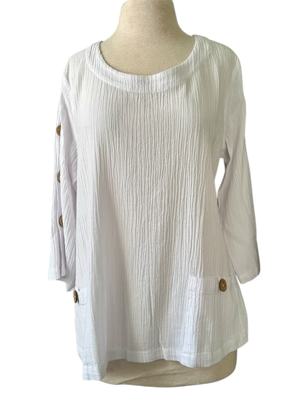 NWT Focus White Button-Accent Women's Cotton Waffle Top